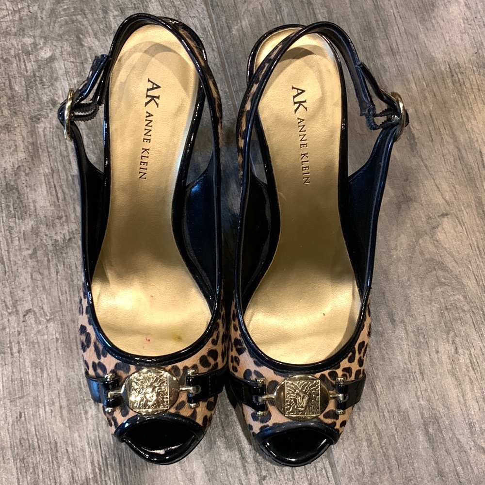 Anne Klein peep toe heels